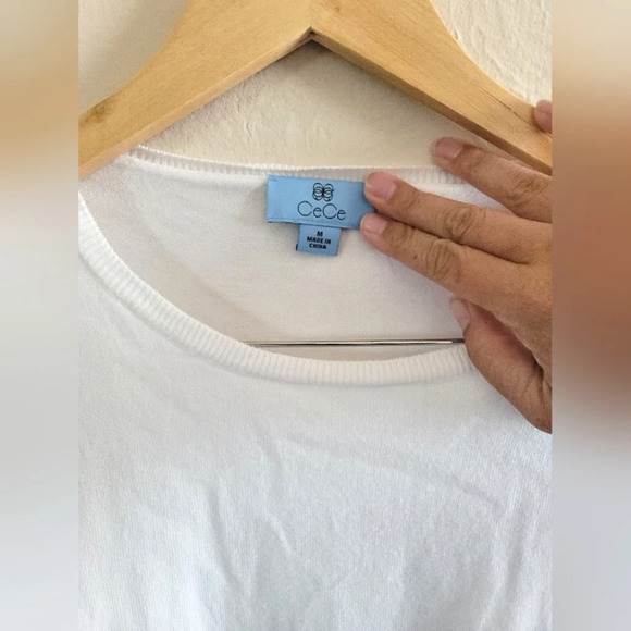 CeCe Balloon Pearl Long SleeveSweater in White, Size Medium - Picture 2 of 5